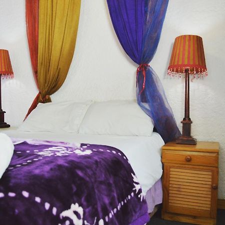 Homebase Melville Backpackers Joanesburgo Exterior foto