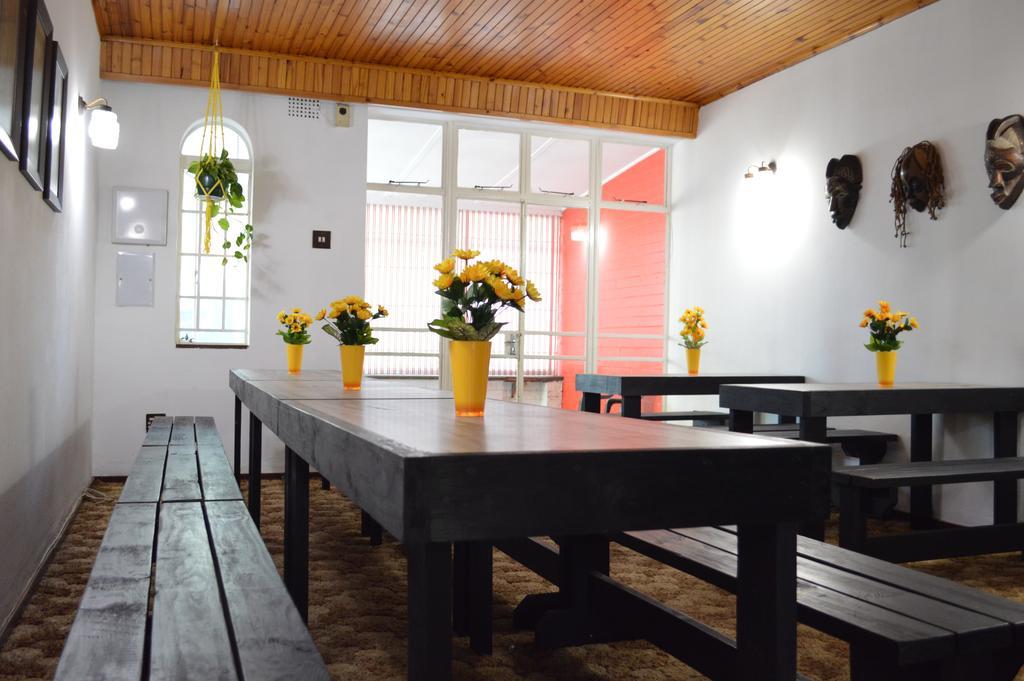 Homebase Melville Backpackers Joanesburgo Exterior foto
