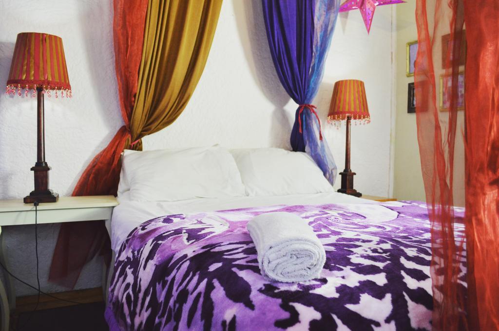 Homebase Melville Backpackers Joanesburgo Exterior foto