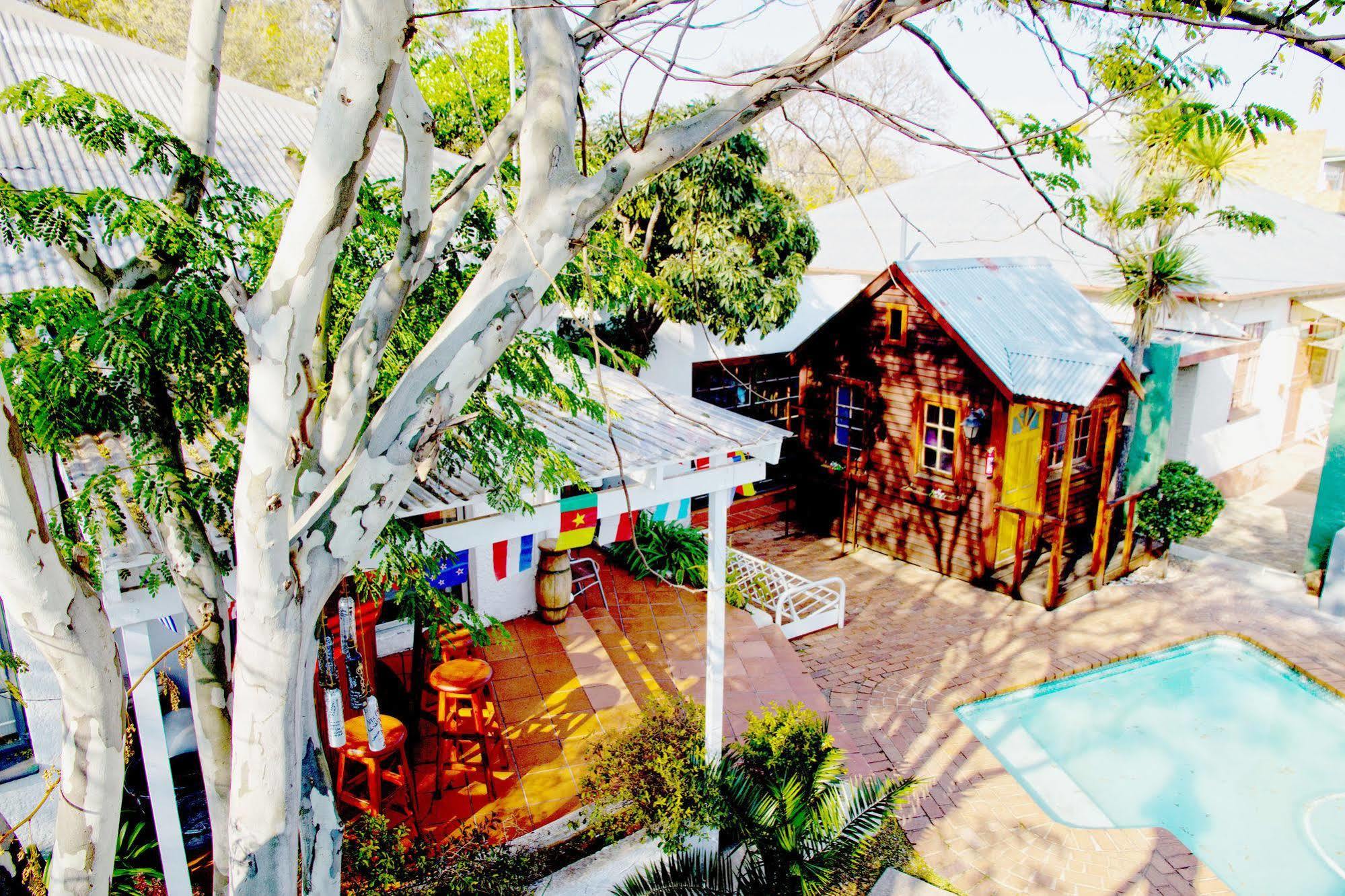 Homebase Melville Backpackers Joanesburgo Exterior foto