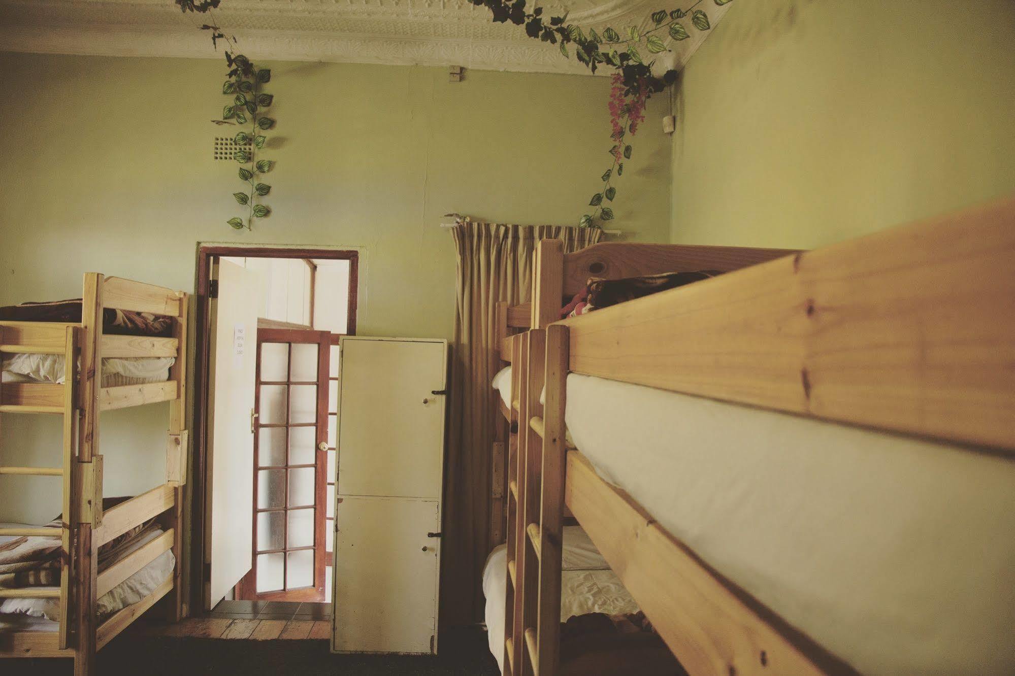 Homebase Melville Backpackers Joanesburgo Exterior foto