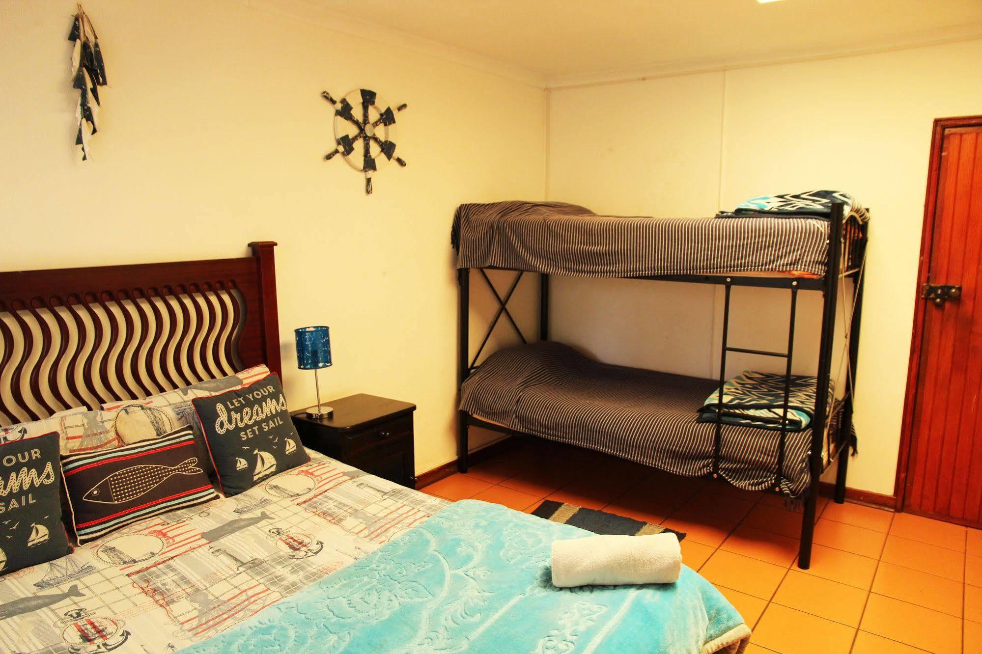 Homebase Melville Backpackers Joanesburgo Exterior foto
