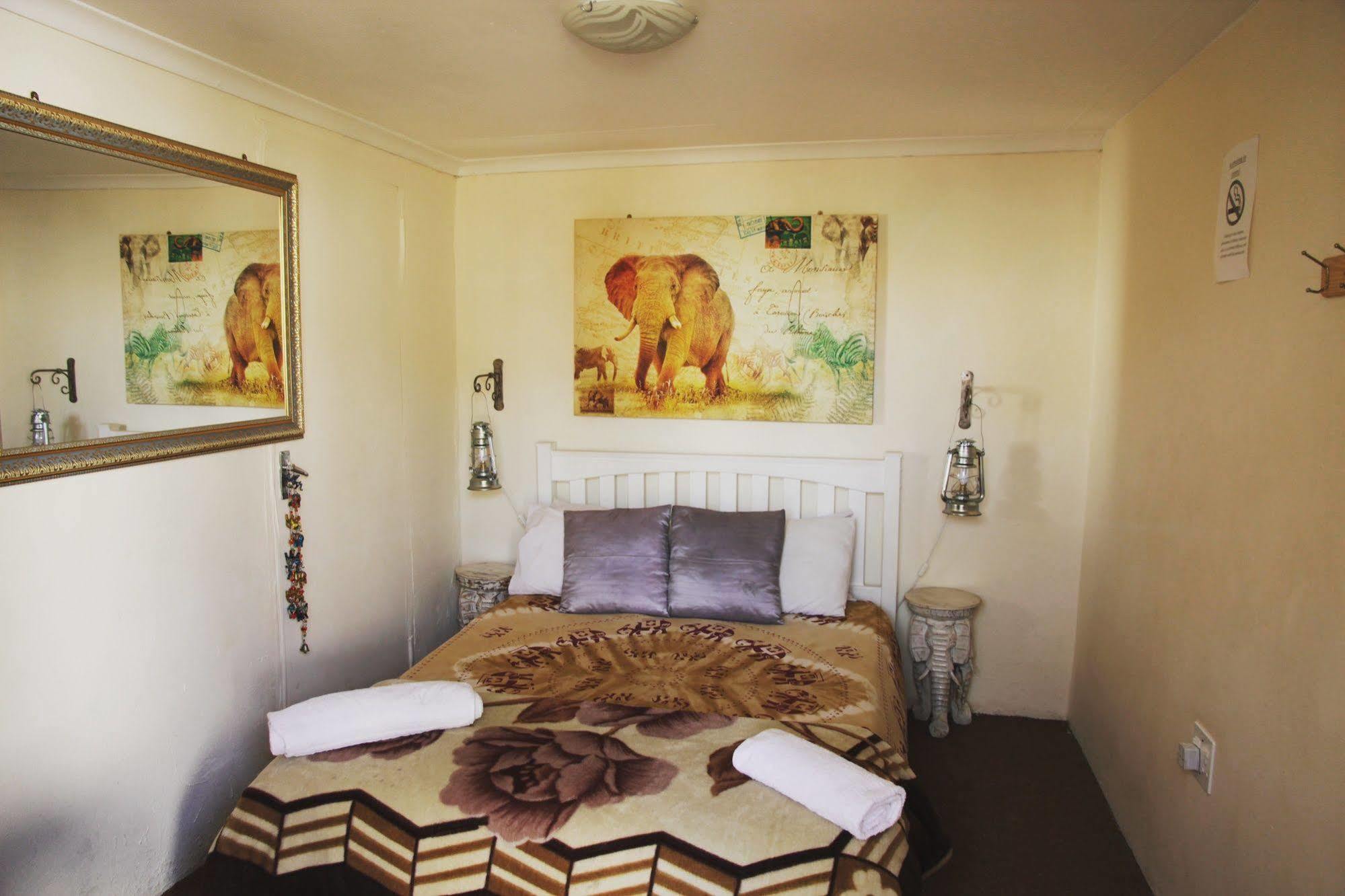 Homebase Melville Backpackers Joanesburgo Exterior foto