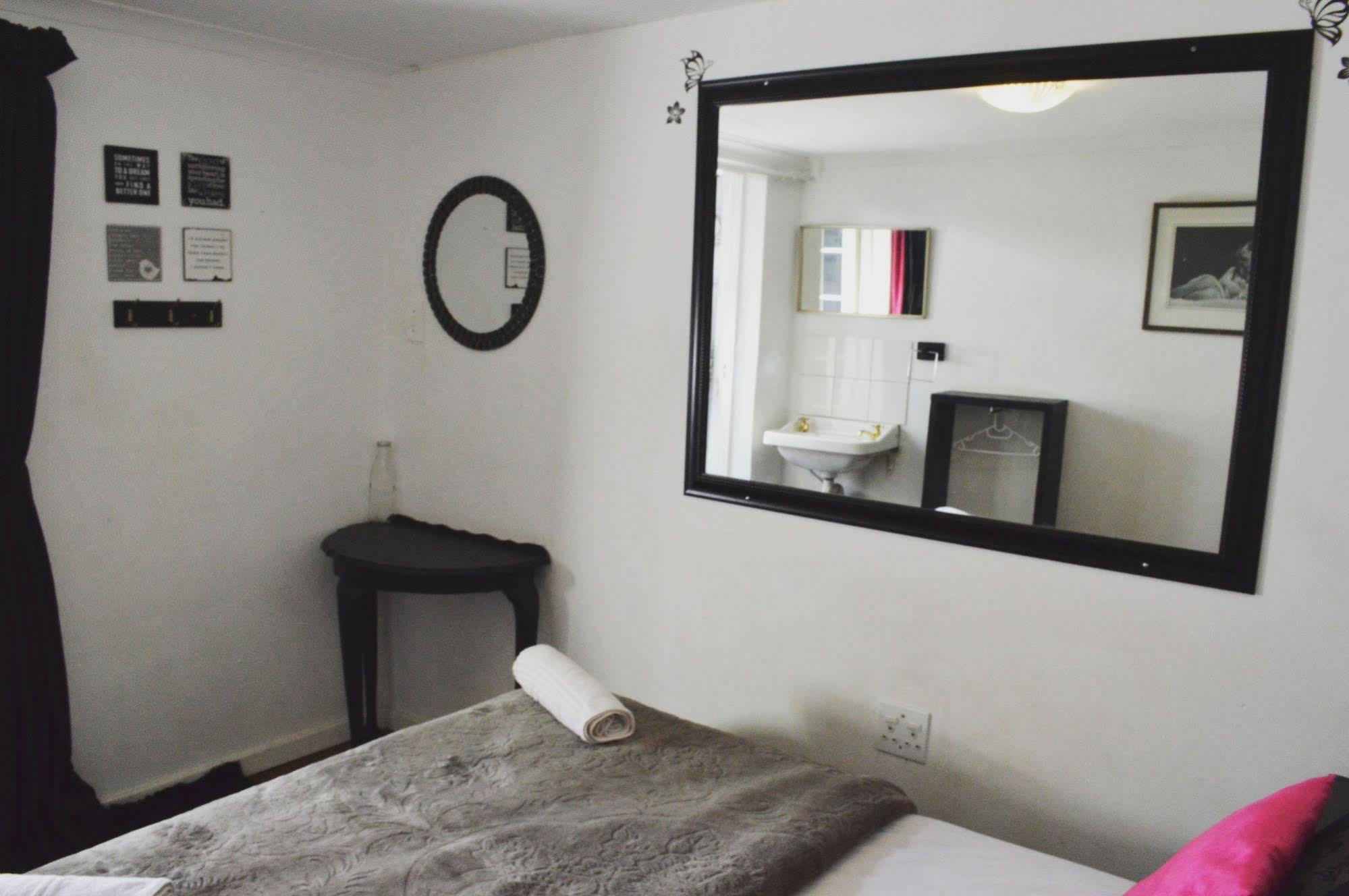 Homebase Melville Backpackers Joanesburgo Exterior foto